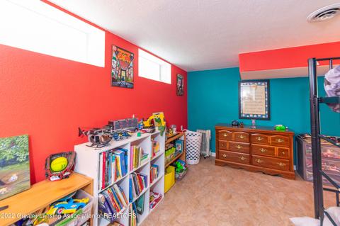 1104 Mitchell Ave, Lansing, MI 48917 photo 25