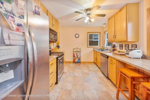 1104 Mitchell Ave, Lansing, MI 48917 photo 8
