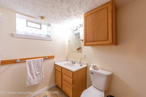 1104 Mitchell Ave, Lansing, MI 48917 photo 28