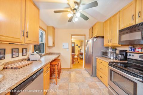 1104 Mitchell Ave, Lansing, MI 48917 photo 9