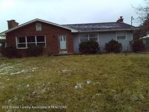 11788 S Forest Hill Rd, Eagle, MI 48822 photo 1