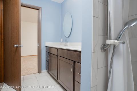 3633 E Meadows Ct, Okemos, MI 48864 photo 25