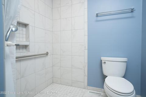 3633 E Meadows Ct, Okemos, MI 48864 photo 24