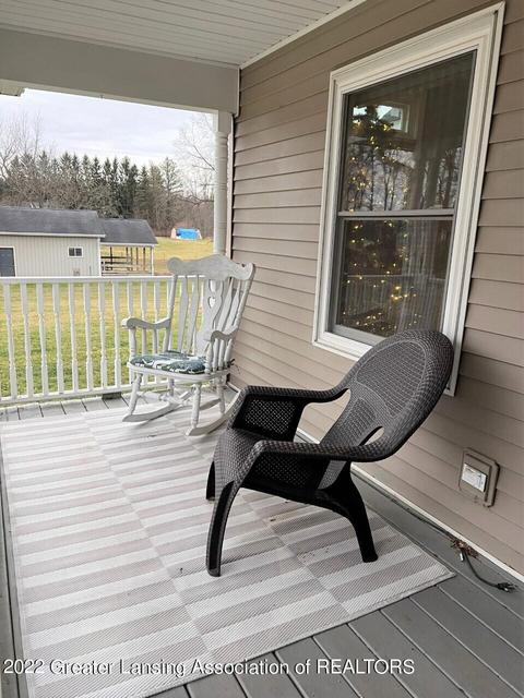8464 W Howe Rd, Eagle, MI 48822 photo 4
