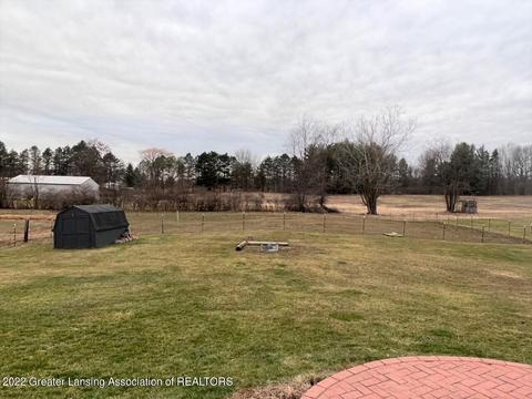 8464 W Howe Rd, Eagle, MI 48822 photo 29