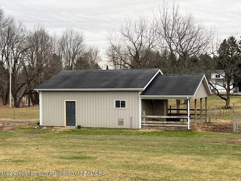 8464 W Howe Rd, Eagle, MI 48822 photo 30