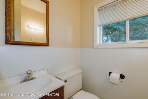 229 E Third St, Perry, MI 48872 photo 18