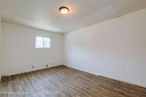 229 E Third St, Perry, MI 48872 photo 16