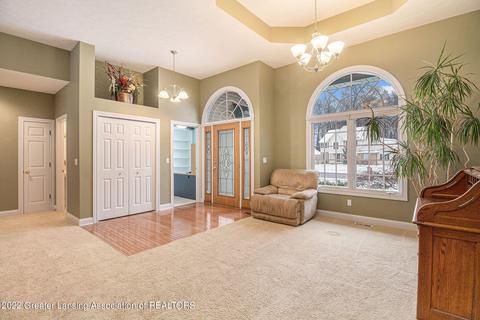 13446 Speckledwood Dr, Dewitt, MI 48820 photo 4
