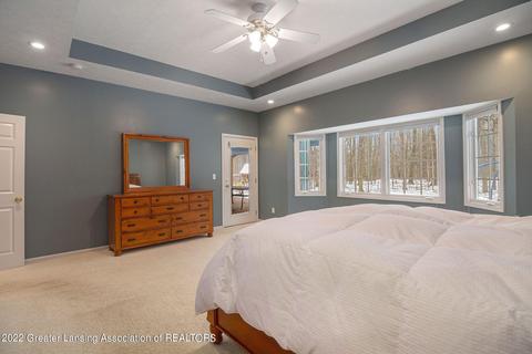 13446 Speckledwood Dr, Dewitt, MI 48820 photo 17