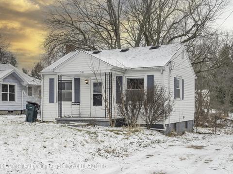 541 E Howe Ave, Lansing, MI 48906 photo 15
