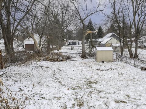 541 E Howe Ave, Lansing, MI 48906 photo 14