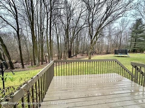 3935 Camperdown Dr, Lansing, MI 48911 photo 39