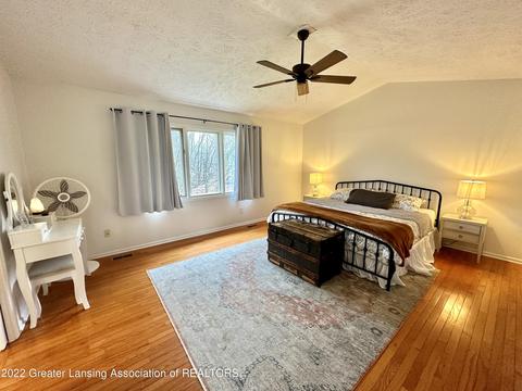 3935 Camperdown Dr, Lansing, MI 48911 photo 18