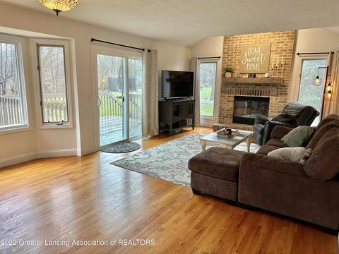 3935 Camperdown Dr, Lansing, MI 48911 photo 14