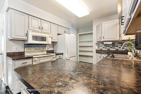 12696 Rambler Rd, Dewitt, MI 48820 photo 10