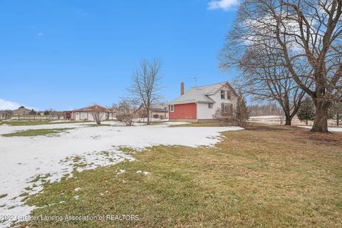 10905 W Howe Rd, Eagle, MI 48822 photo 9