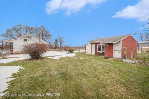 10905 W Howe Rd, Eagle, MI 48822 photo 5