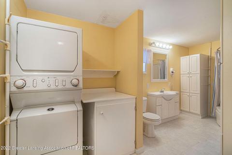 10905 W Howe Rd, Eagle, MI 48822 photo 16