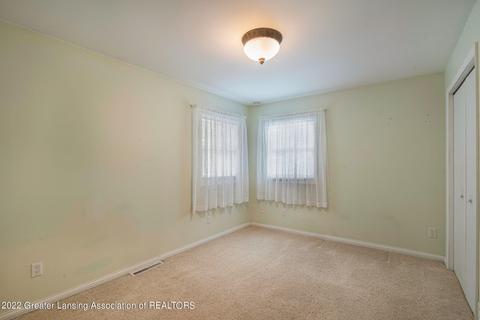 10905 W Howe Rd, Eagle, MI 48822 photo 18