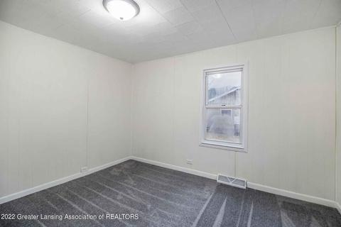 3657 Saint Luke Dr, Jackson, MI 49201 photo 3