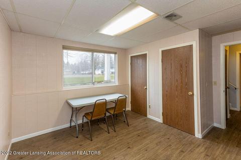 464 Burr Oak Dr, Dimondale, MI 48821 photo 28