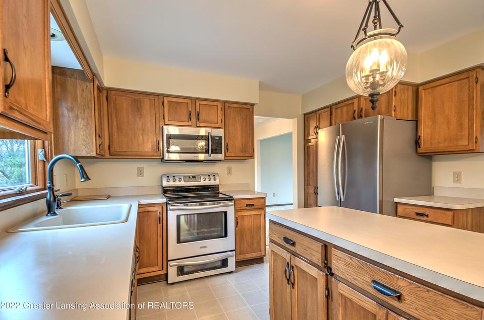  4445 Satinwood Dr, Okemos, MI 48864 photo 24