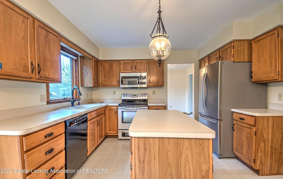  4445 Satinwood Dr, Okemos, MI 48864 photo 25
