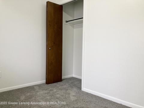 1101 S Chimney Hill Dr, Dewitt, MI 48820 photo 9