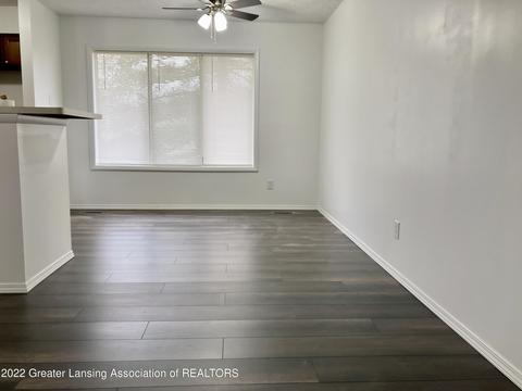 1101 S Chimney Hill Dr, Dewitt, MI 48820 photo 6