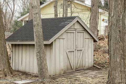 13240 Shadybrook Ln, Dewitt, MI 48820 photo 6