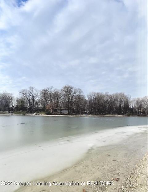 700 E Geneva Dr, Dewitt, MI 48820 photo 26
