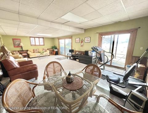 700 E Geneva Dr, Dewitt, MI 48820 photo 16