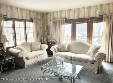 700 E Geneva Dr, Dewitt, MI 48820 photo 5