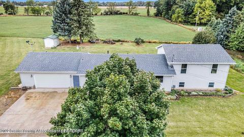 150 Fenner Rd, Ovid, MI 48866 photo 2