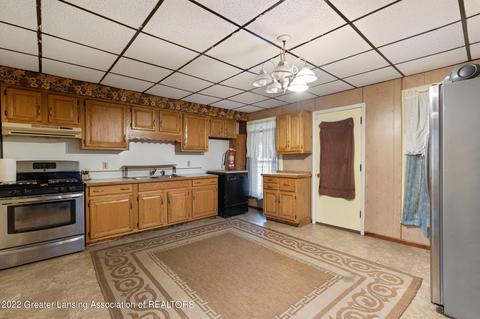 925 E Isham St, Lyons, MI 48851 photo 18