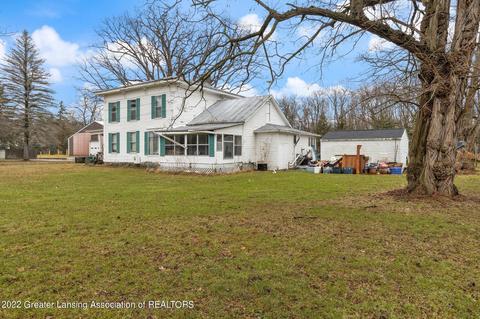 925 E Isham St, Lyons, MI 48851 photo 4