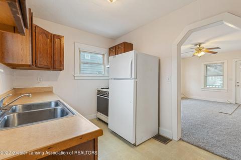 1536 Illinois Ave, Lansing, MI 48906 photo 6
