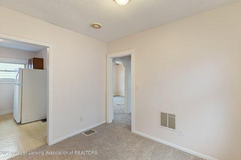 1536 Illinois Ave, Lansing, MI 48906 photo 9