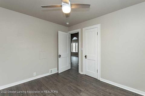 2316 Forest Rd, Lansing, MI 48910 photo 29