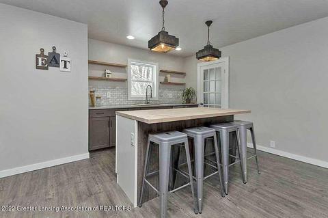 2316 Forest Rd, Lansing, MI 48910 photo 10