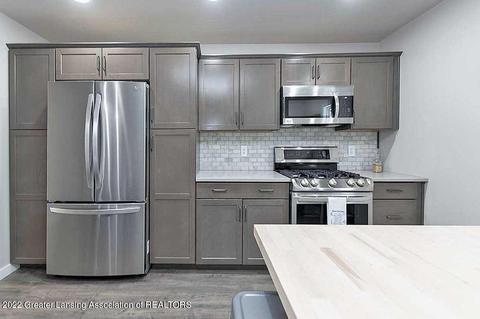 2316 Forest Rd, Lansing, MI 48910 photo 8