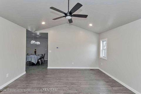 2316 Forest Rd, Lansing, MI 48910 photo 12