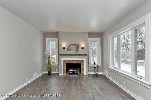 2316 Forest Rd, Lansing, MI 48910 photo 5