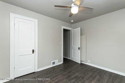 2316 Forest Rd, Lansing, MI 48910 photo 27