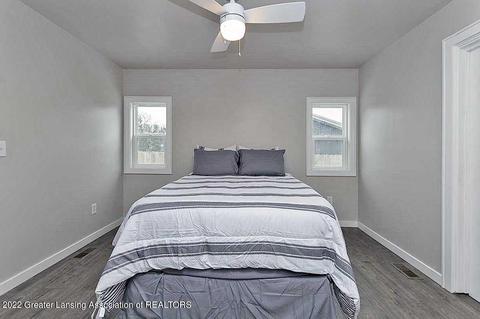 2316 Forest Rd, Lansing, MI 48910 photo 17