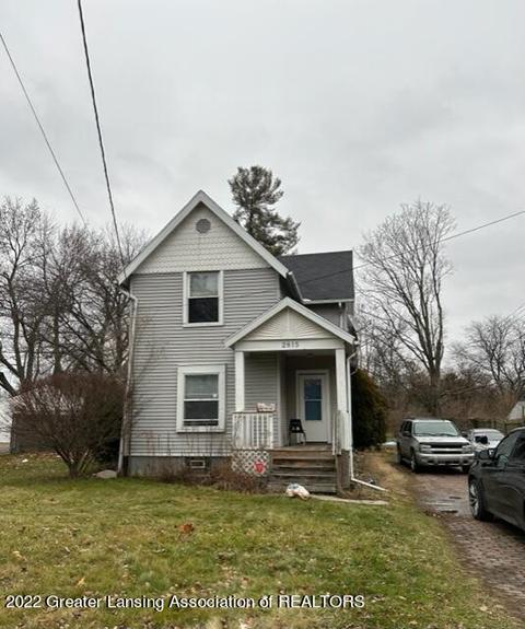 2815 Pleasant Grove Rd, Lansing, MI 48910