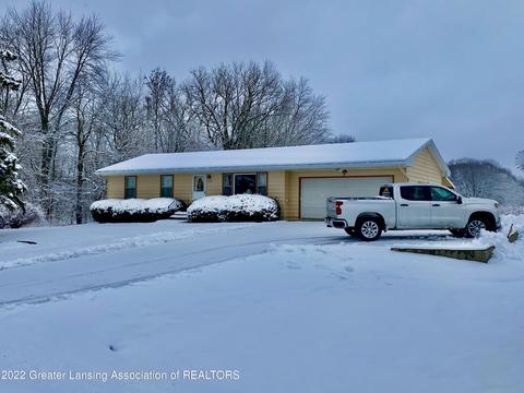 4770 N Gunnell Rd, Dimondale, MI 48821 photo 3