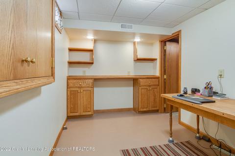 15832 Brook Rd, Lansing, MI 48906 photo 28