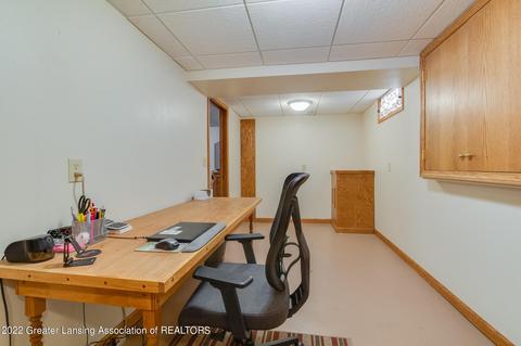 15832 Brook Rd, Lansing, MI 48906 photo 29